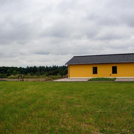 Tranquil Holiday Home In Filz In The Eifel With Garden Buitenkant foto