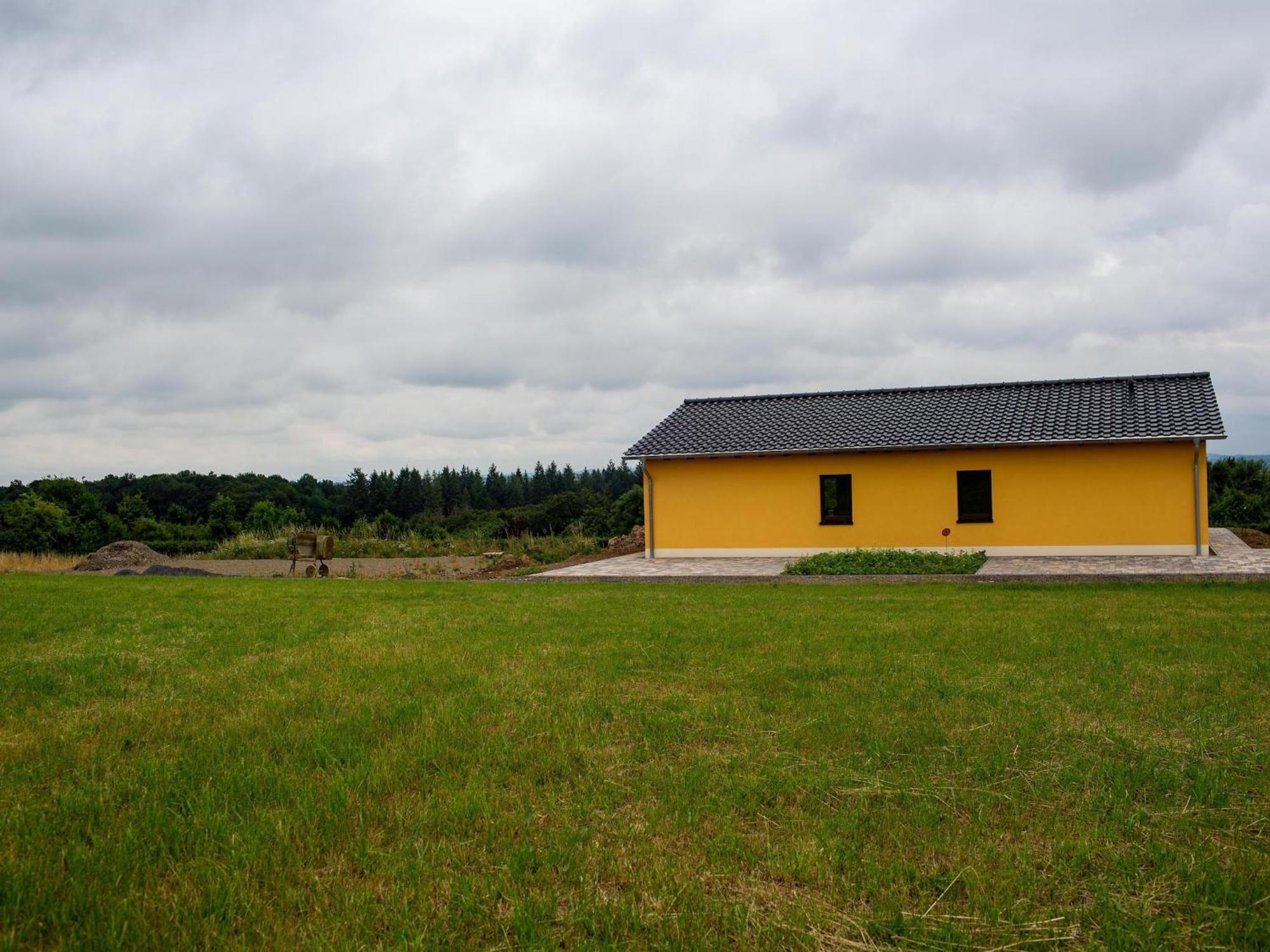 Tranquil Holiday Home In Filz In The Eifel With Garden Buitenkant foto